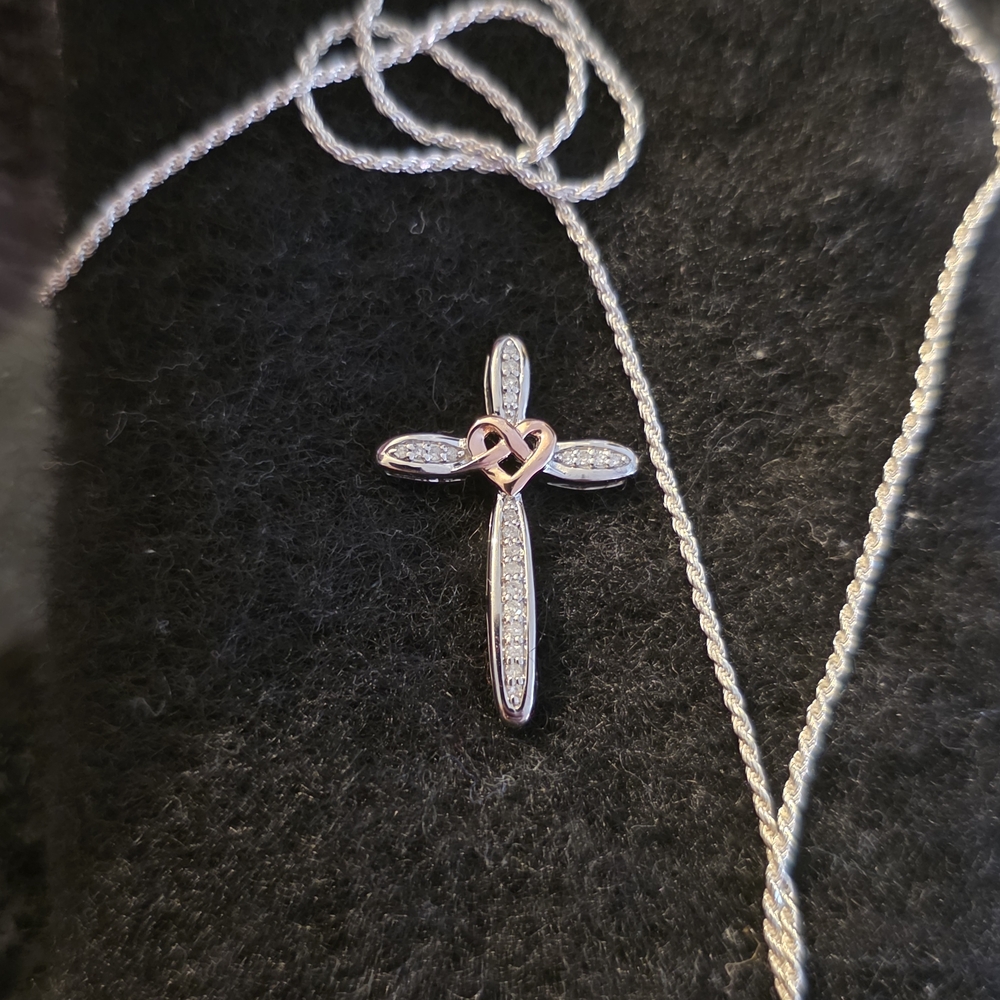 Elegant Sterling Silver and Rose Gold Cross Pendant Necklace